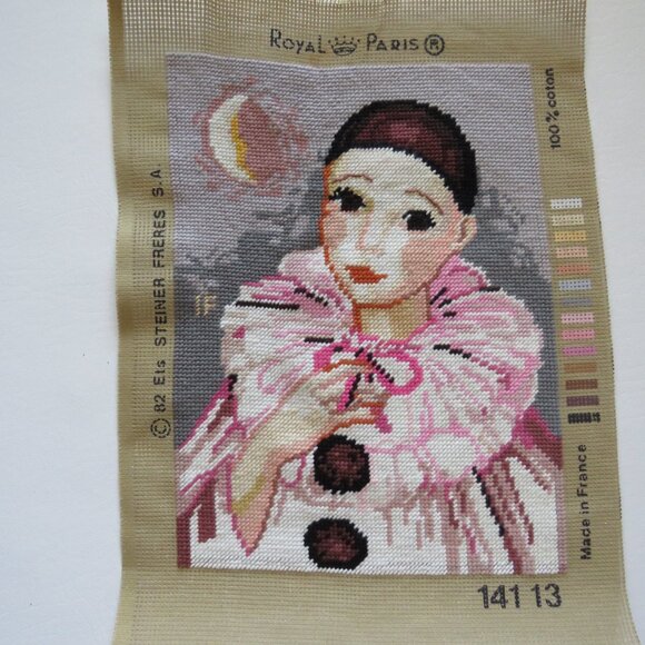 Pierrot Royal Paris Steiner Freres #14113 Vintage French Needlepoint Completed - Picture 4 of 5